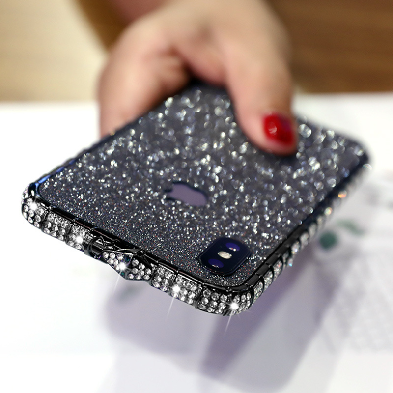 Xnyocn Luxury Diamond Phone Case 2020 Rhinestone Metal Bumper Glitter Back Cover For iPhone 6S Pluss 7 8 X XR 11 Pro Max 12 Mini